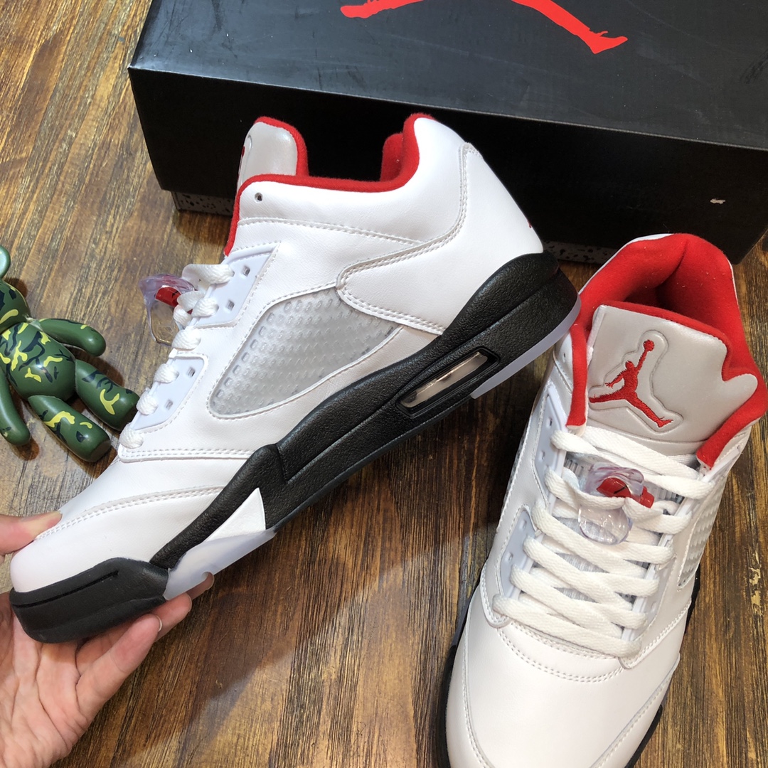 NIKE Air Jordan 5 sneaker