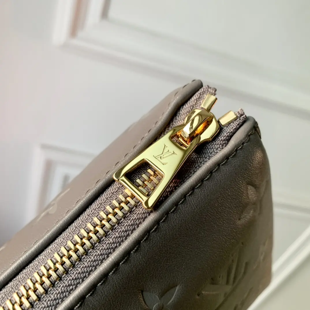 Louis Vuitton 2022 new sling bag