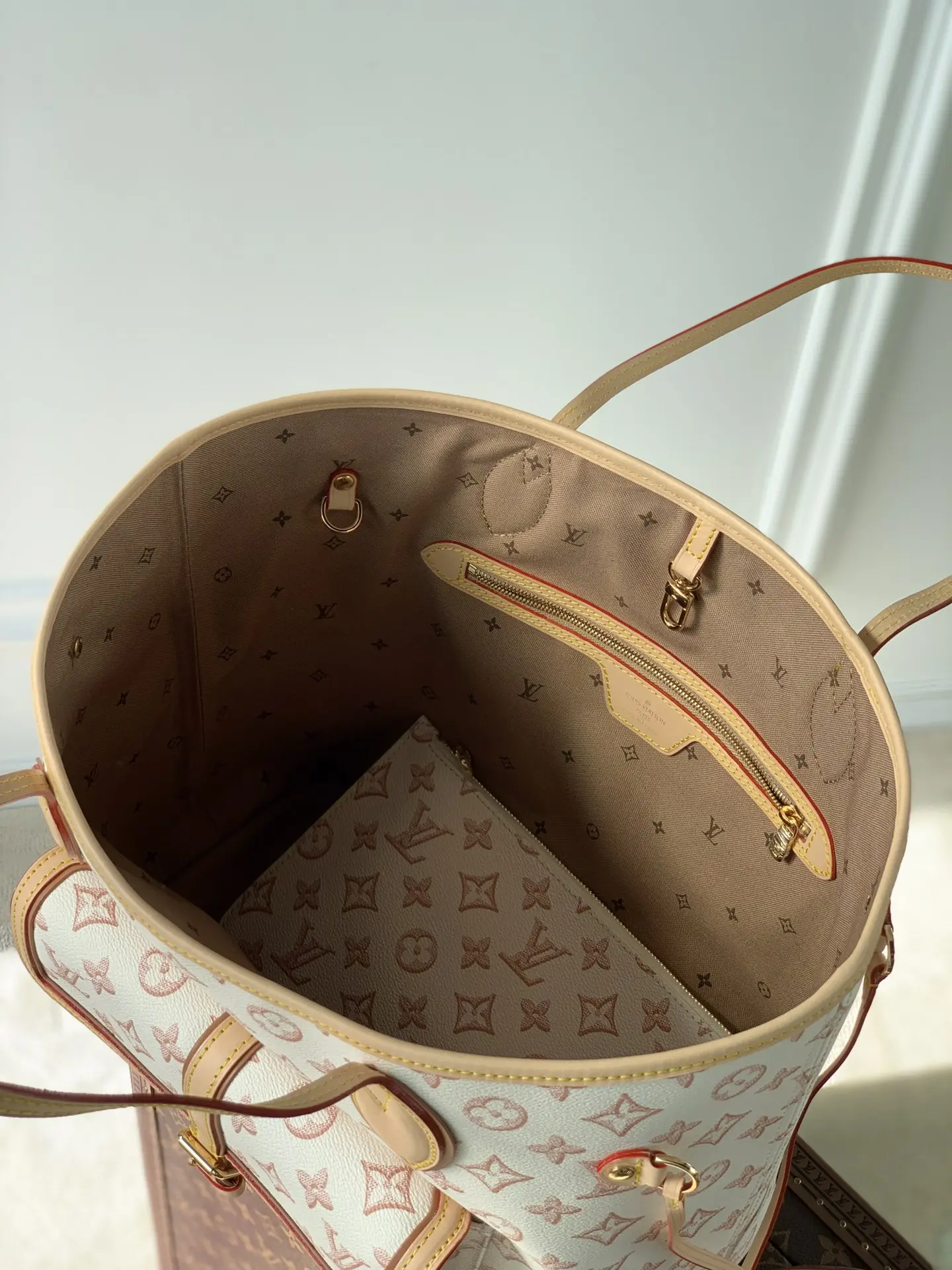 Louis Vuitton 2022 new fashion Handbags M20921