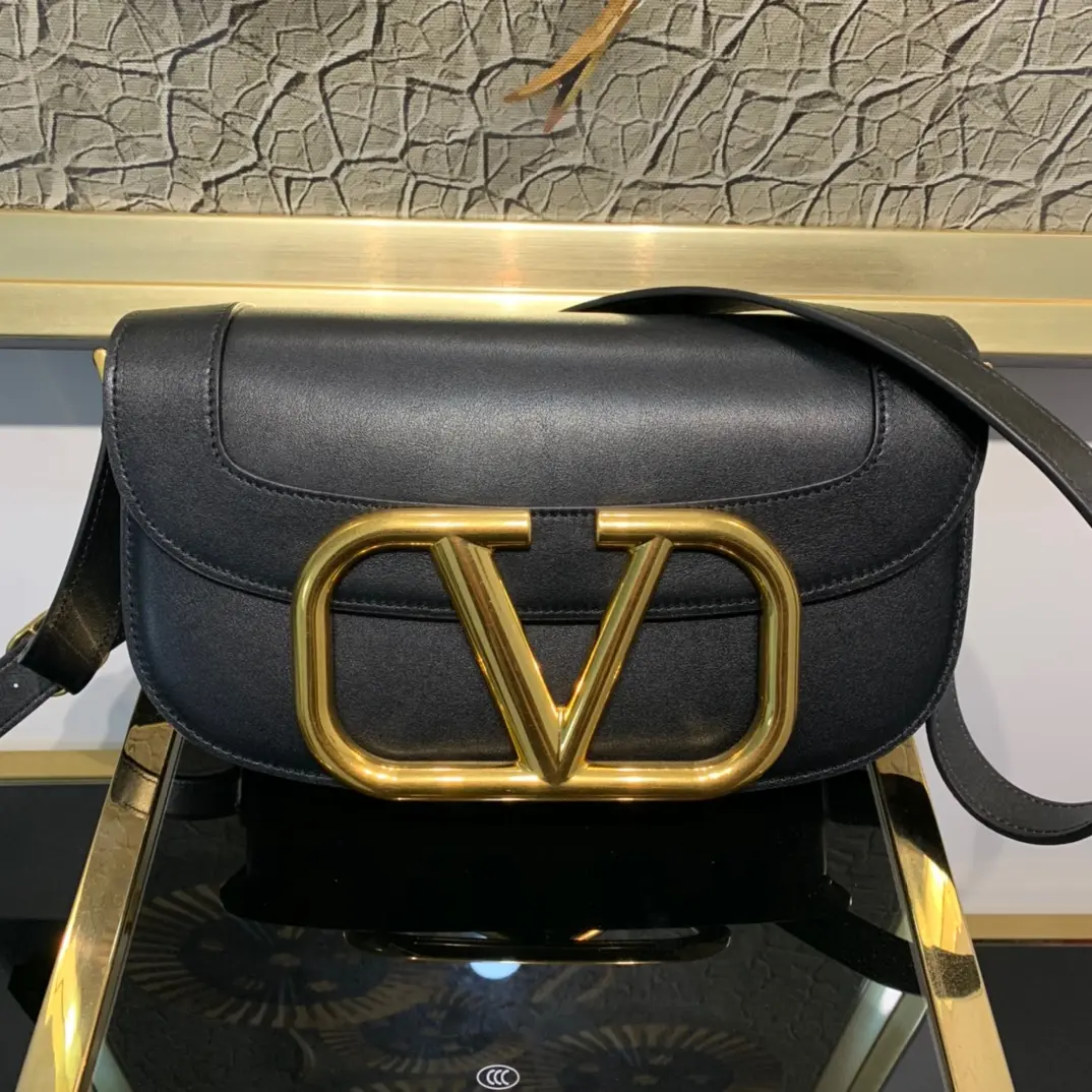  Valentino Garavani Supervee Handbags