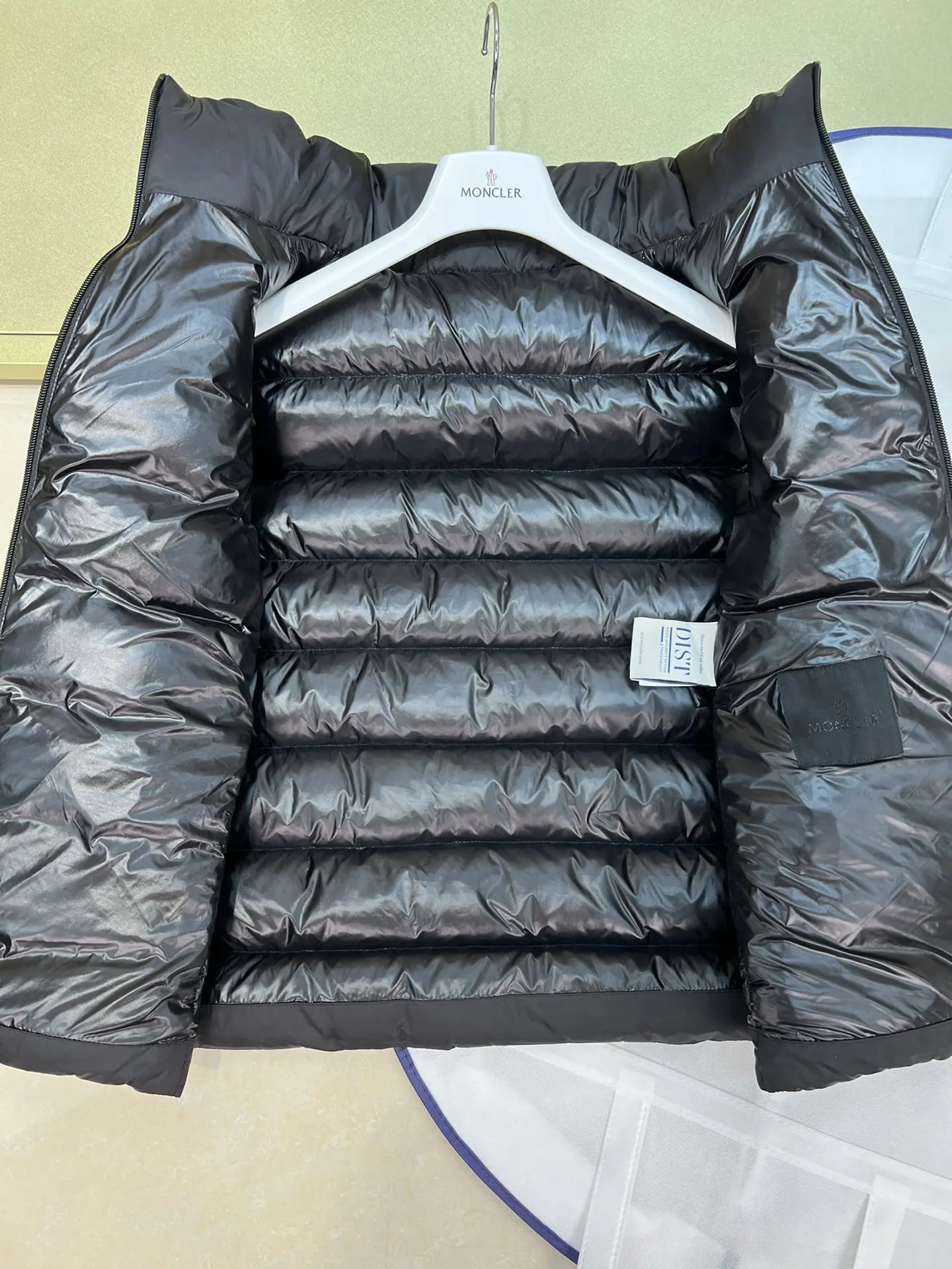 Moncler 2022 new K61 vest down jacket DJ1021033