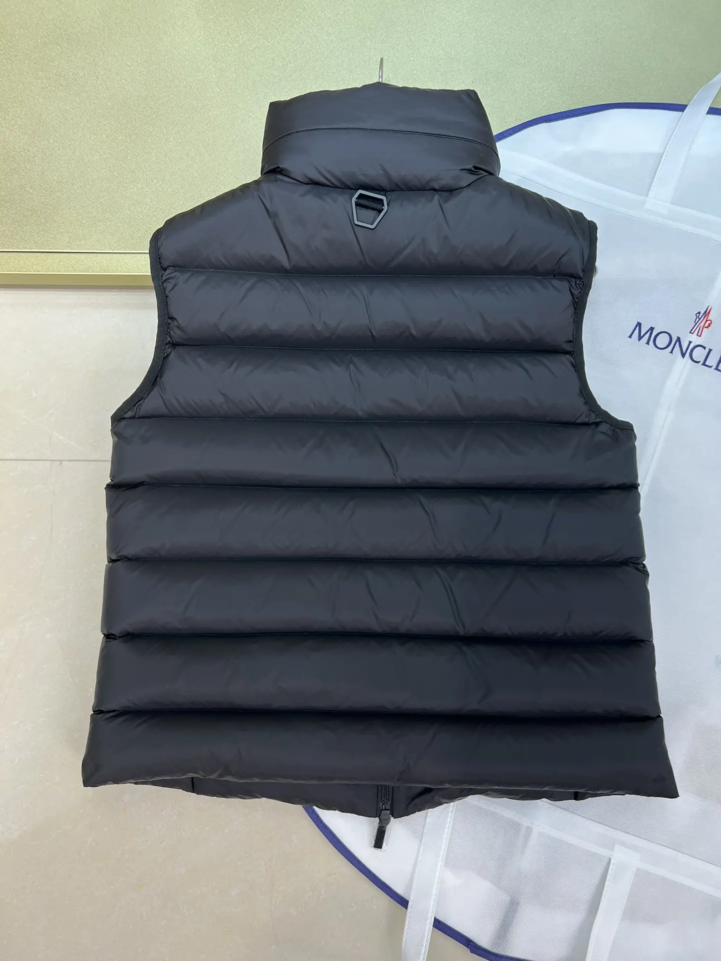 Moncler 2022 new K61 vest down jacket DJ1021033