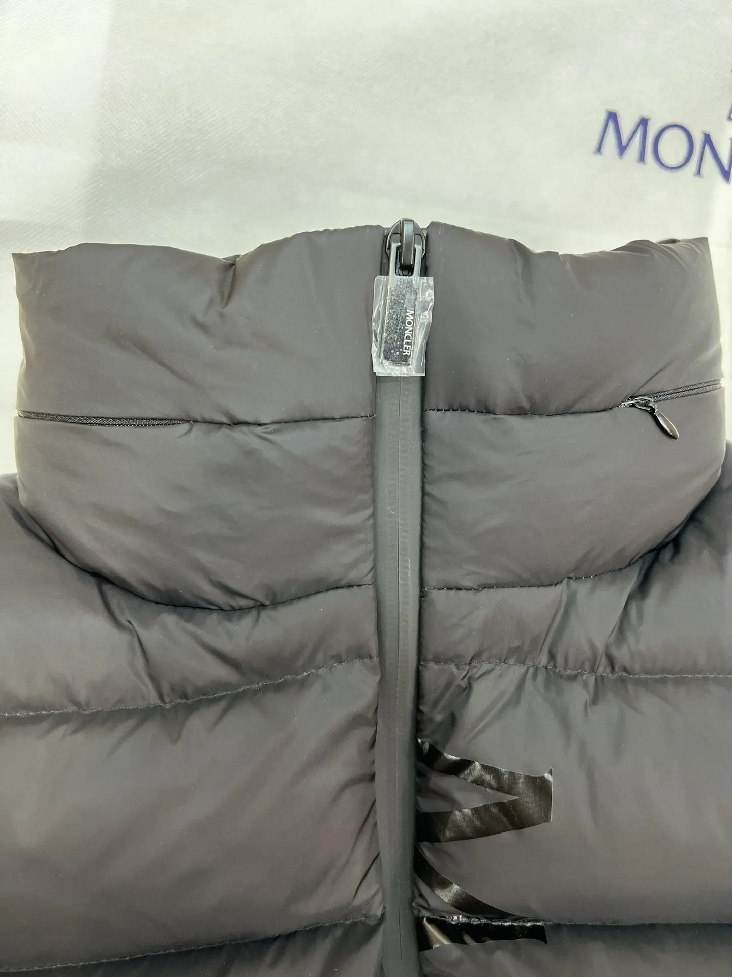 Moncler 2022 new K61 vest down jacket DJ1021033