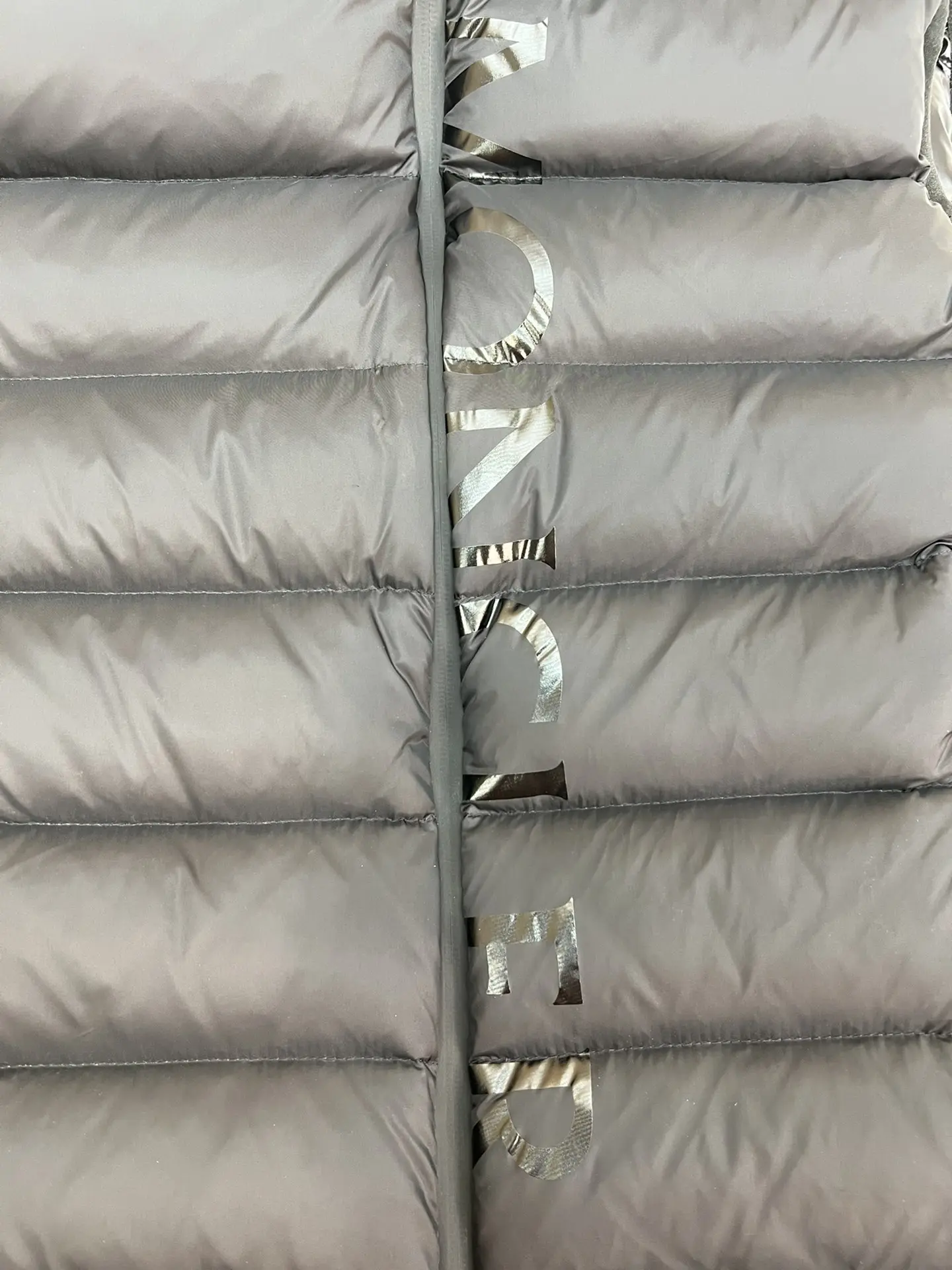 Moncler 2022 new K61 vest down jacket DJ1021033