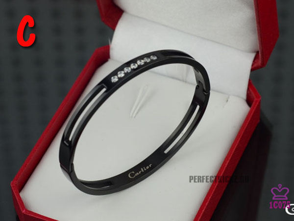 High Quality Cartier Love Wedding Bangle Stainless Steel Cutout Black With Diamonds  23CA350734B0