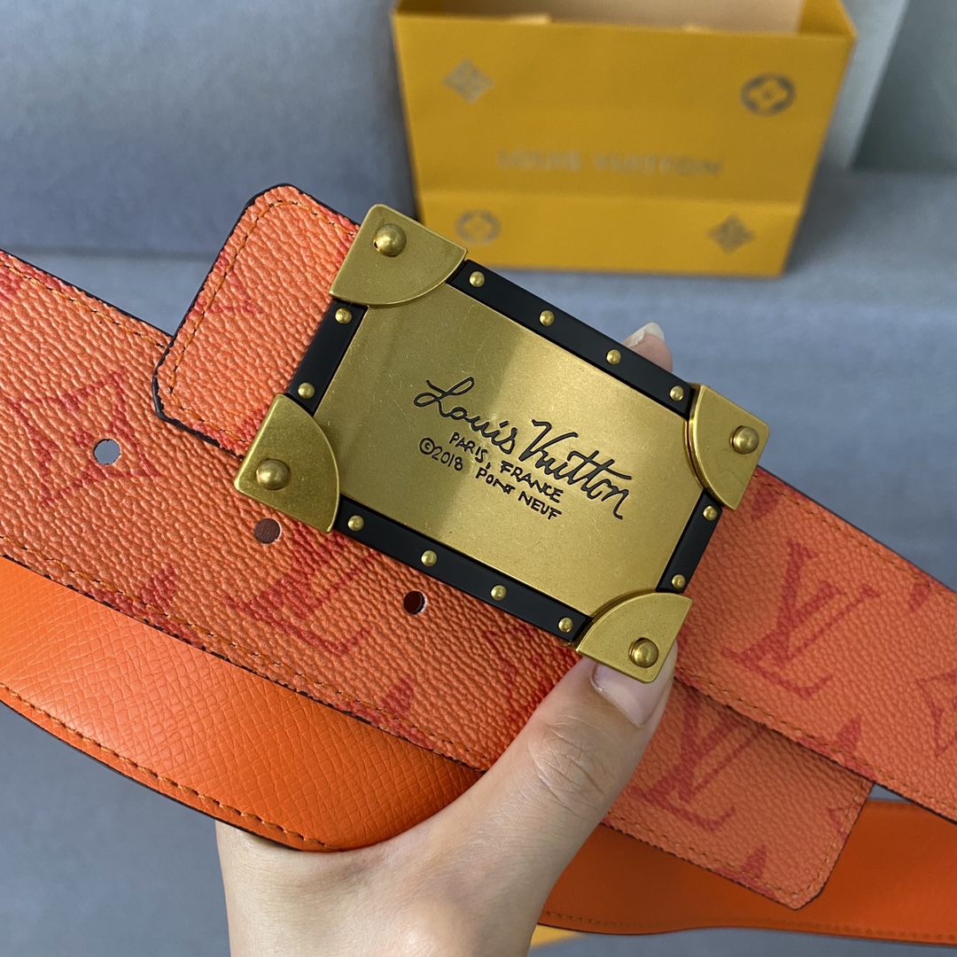 Louis Vuitton Belt in Orange