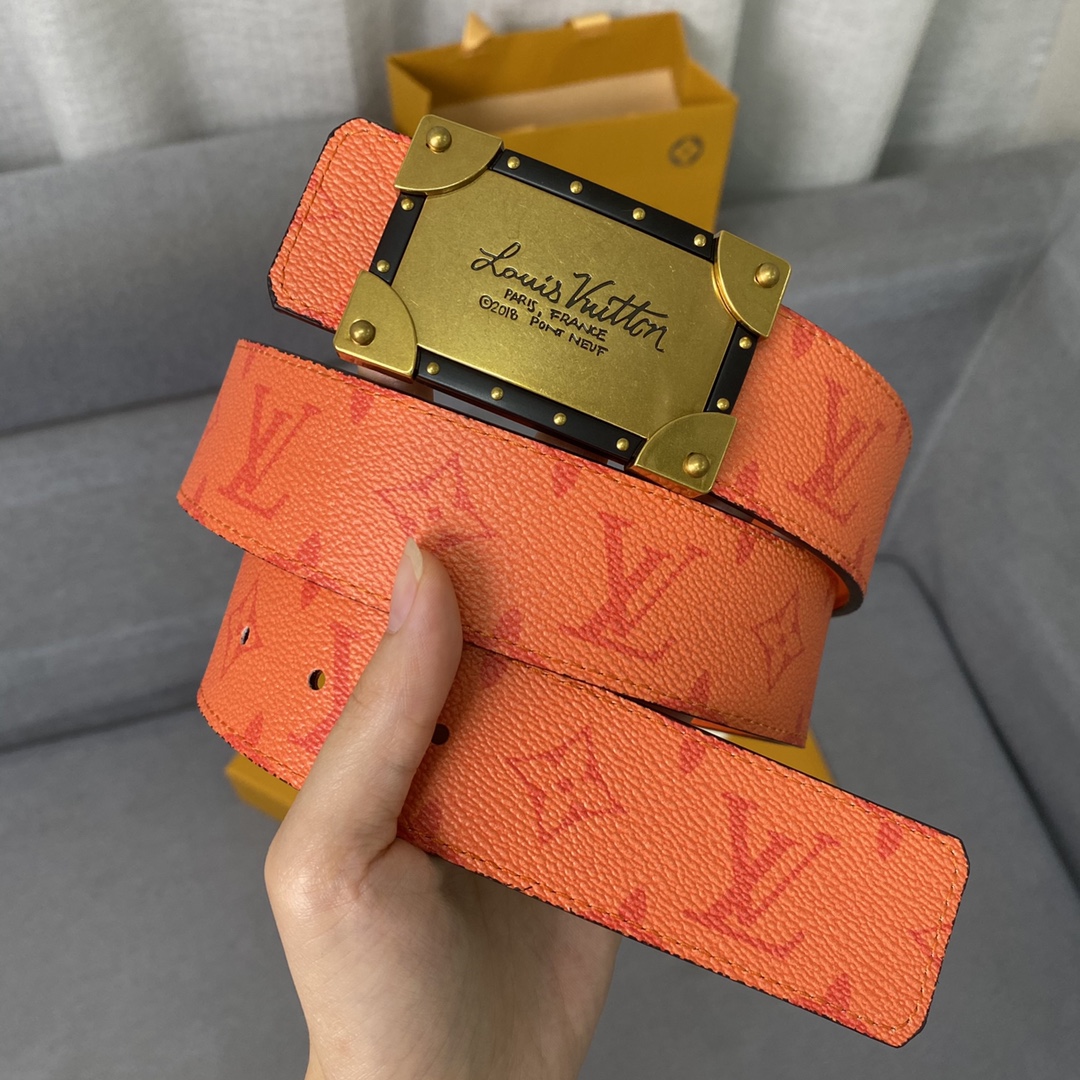 Louis Vuitton Belt in Orange