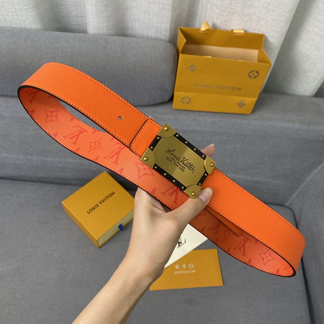 Louis Vuitton Belt in Orange