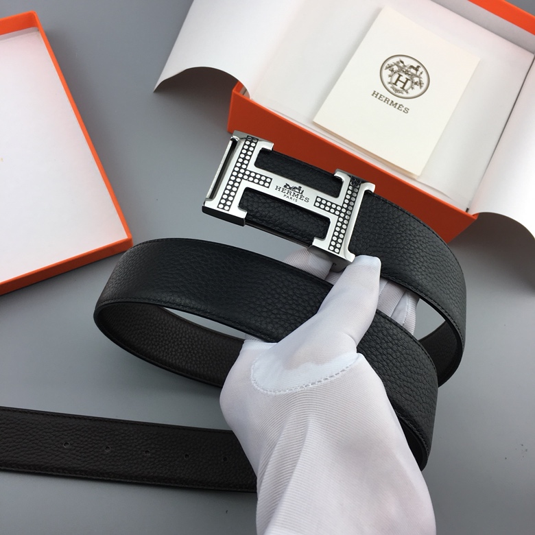 Hermes Belt in Black