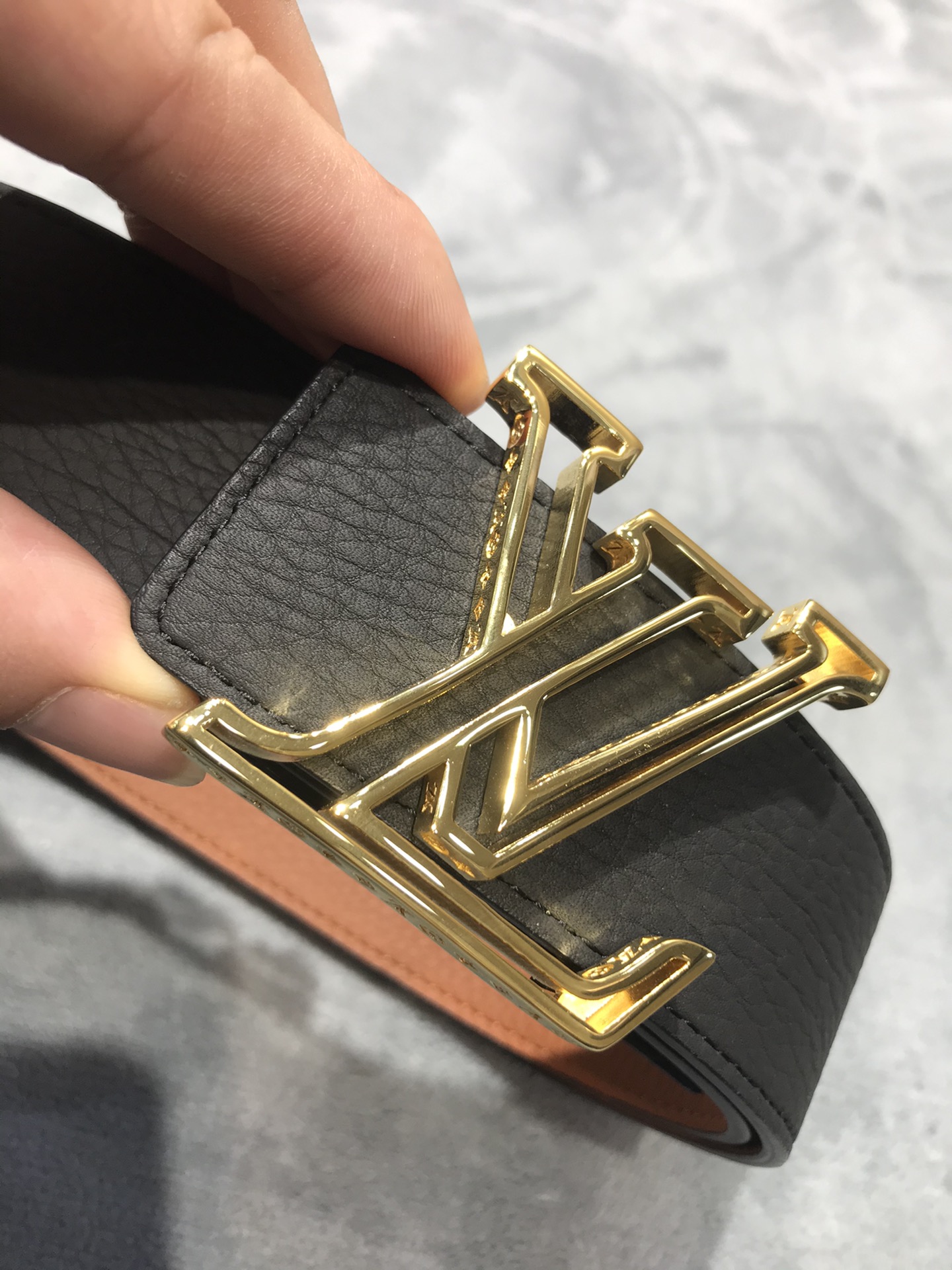 Louis Vuitton Belt in Black