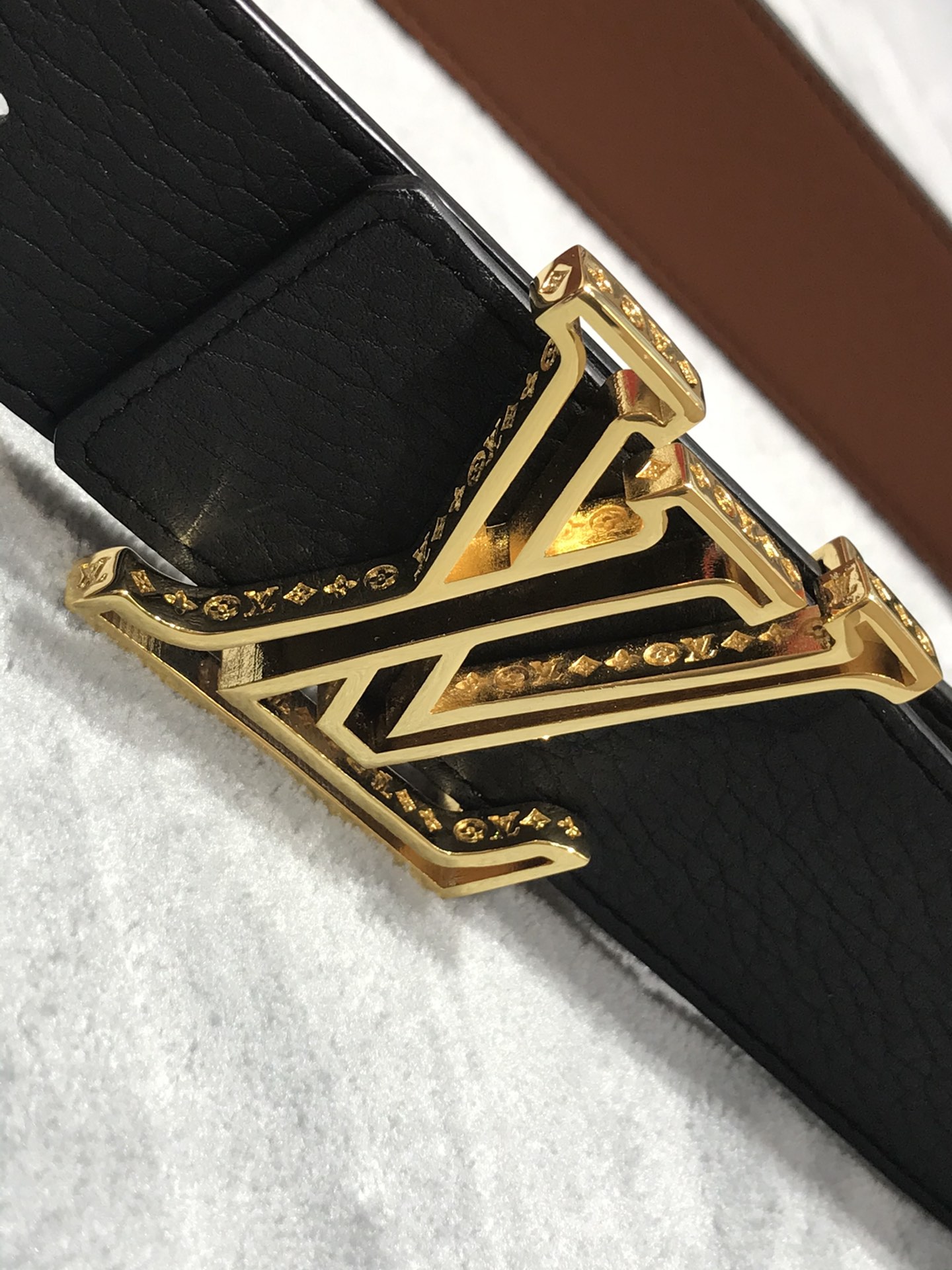 Louis Vuitton Belt in Black