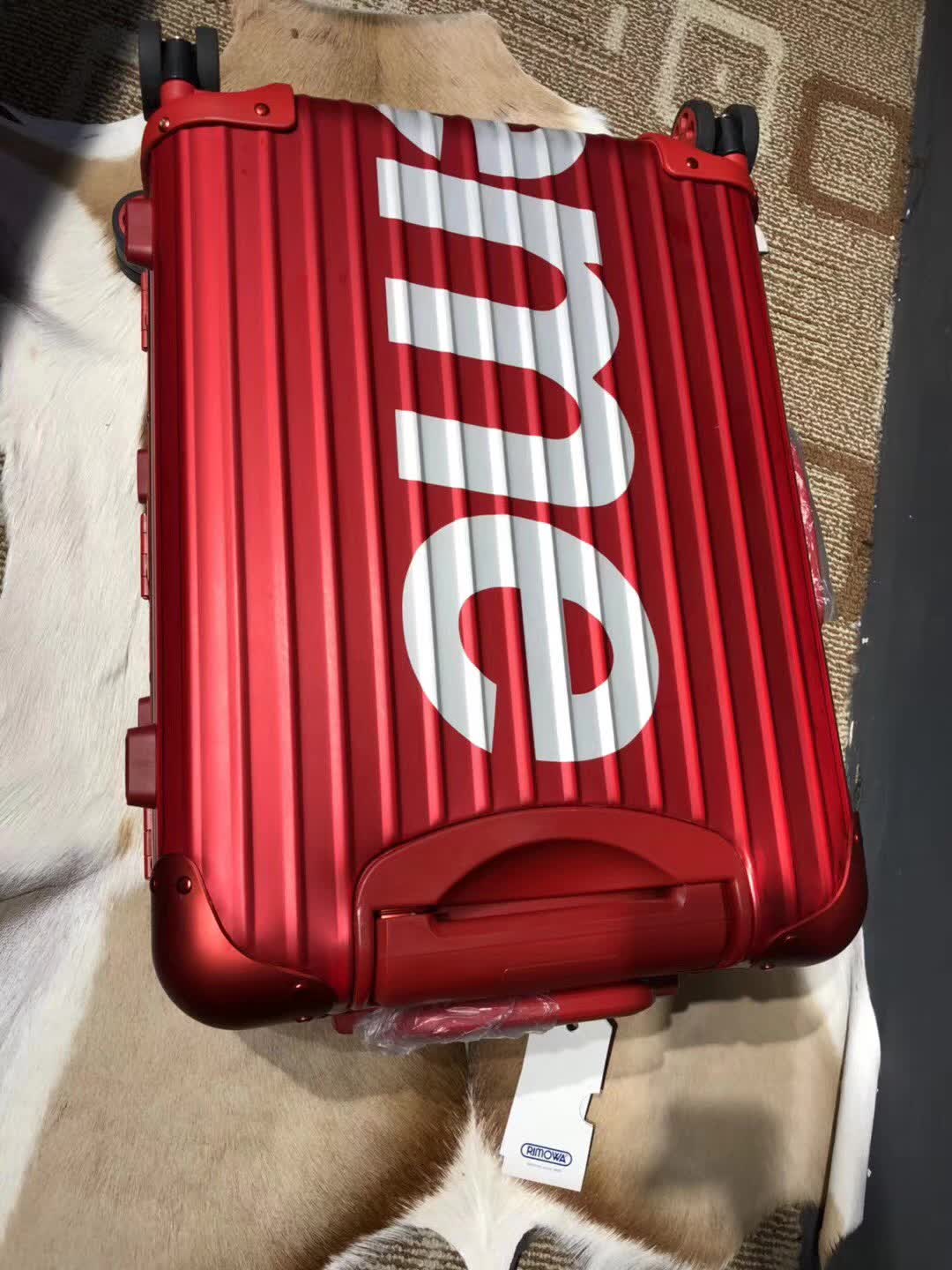 High Quality Supreme x Rimowa Luggage Red
