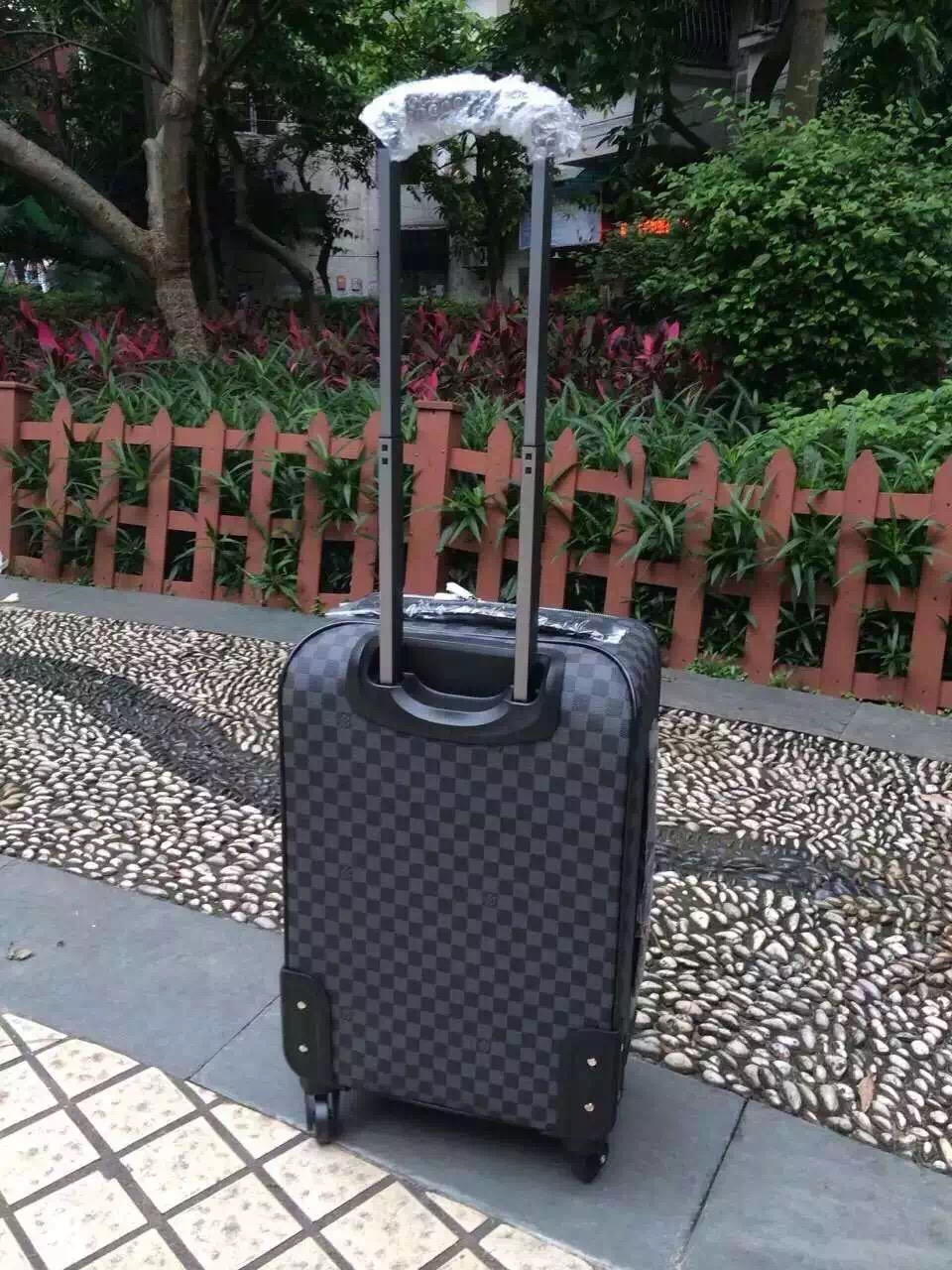 High Quality LV Luggage Bags LV010