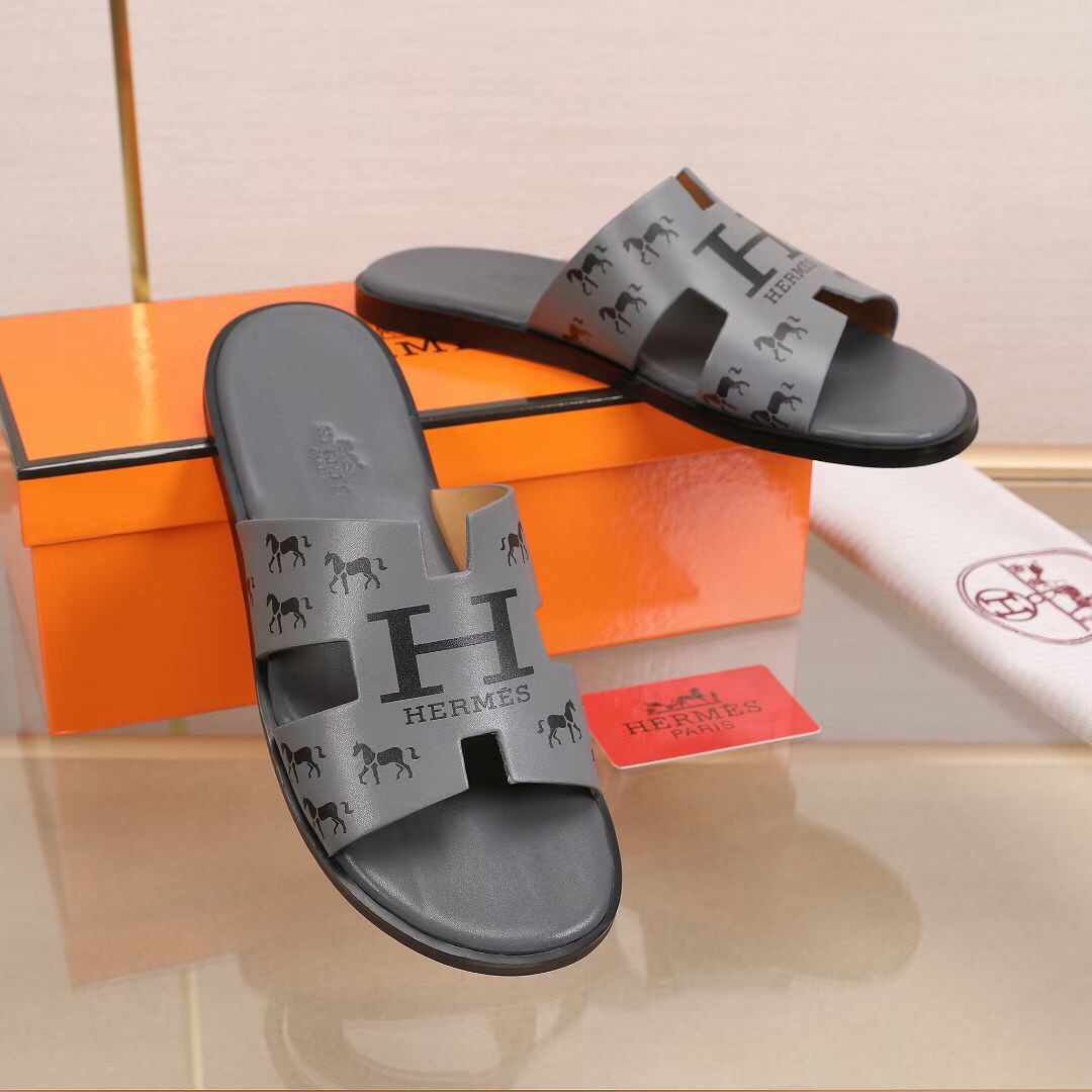 Hermes Slipper Lzmir in Gray