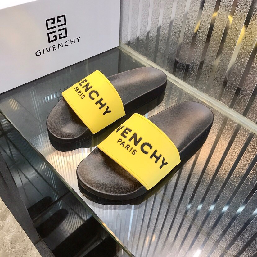 Givenchy slipper in Yellow