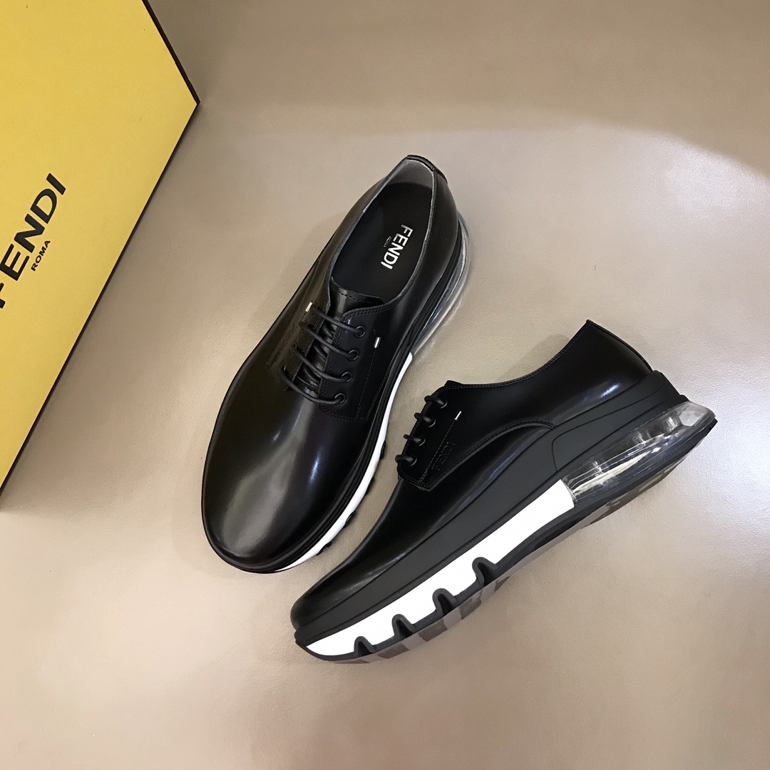 Fendi Sneaker nylon low-tops in Black 