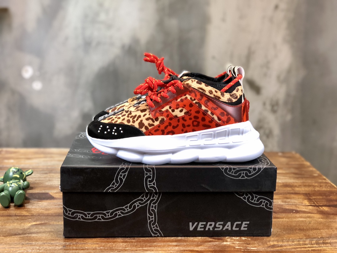 Versace Sneaker Chain Reaction in Red