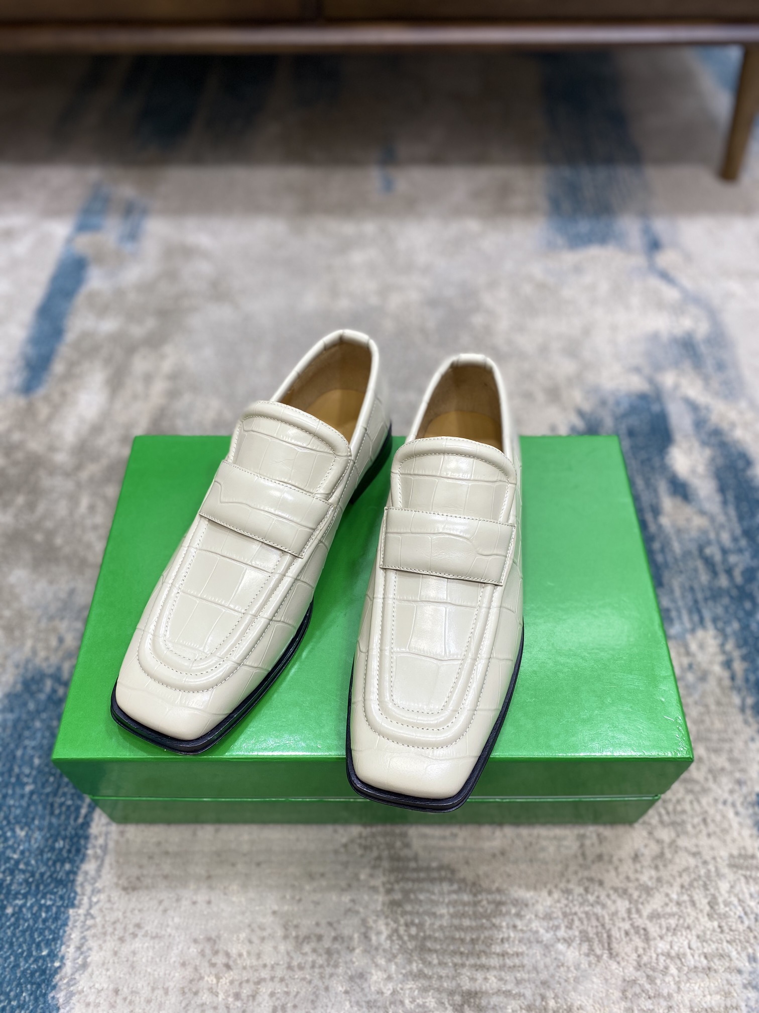 Bottega Veneta Lofer in White Leather shoes