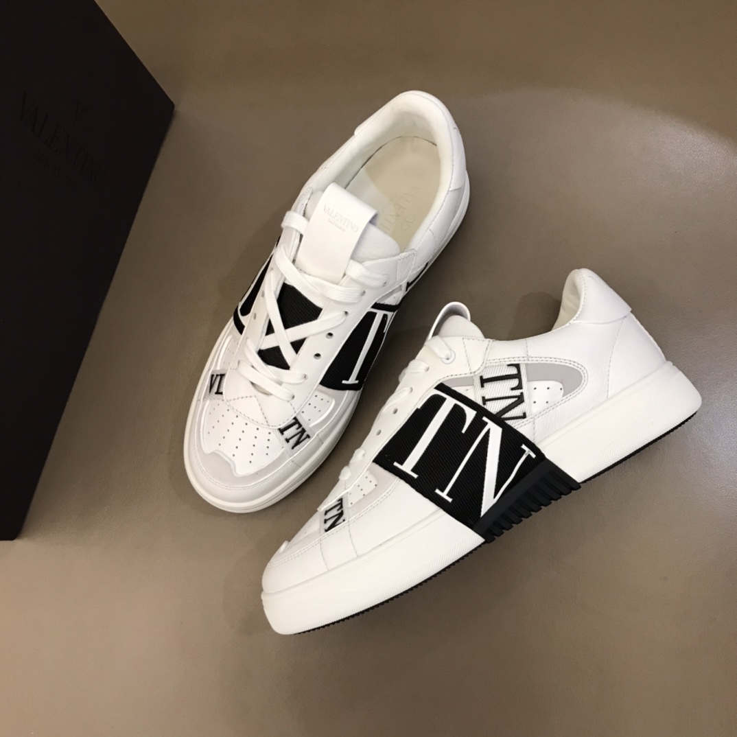 Valentino Sneaker Calfskin Low-Top