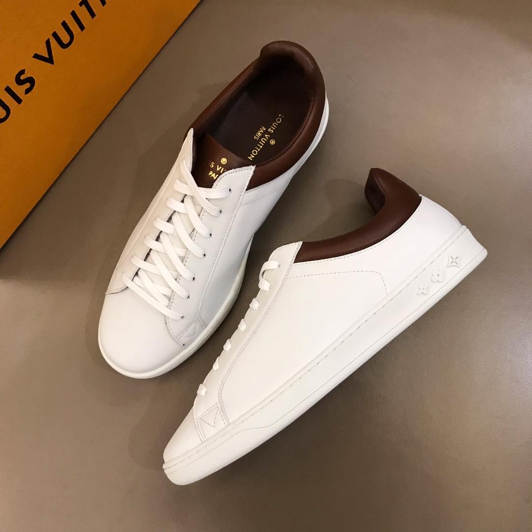 lv Perfect Quality Sneakers White and brown trim and white sole MS02842