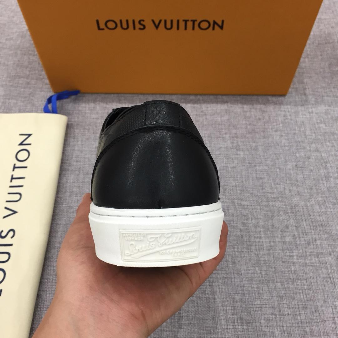 lv Perfect Quality Sneakers Black and white toe with white sole MS071085