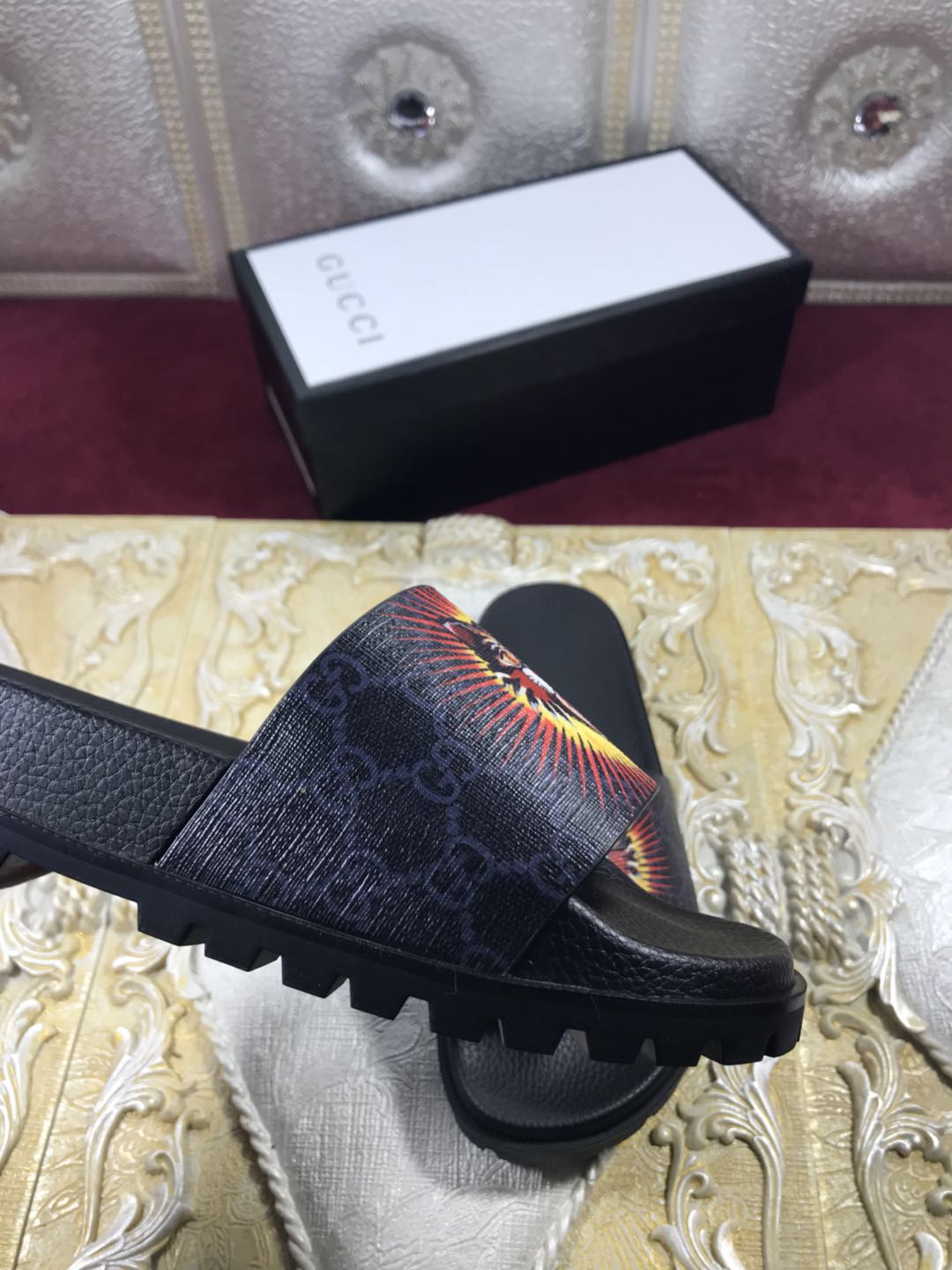 Gucci Slide Sandals with Angry Cat OF_2812F2F6C9E0