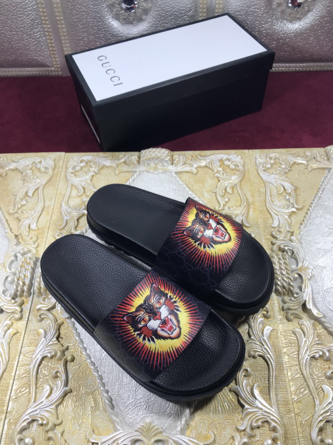 Gucci Slide Sandals with Angry Cat OF_2812F2F6C9E0