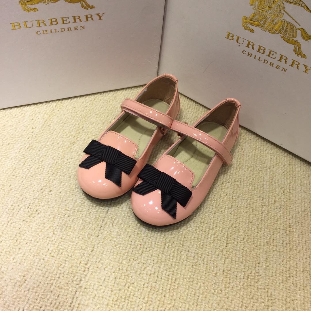 Burberry Leather Perfect Quality ballet BS01045