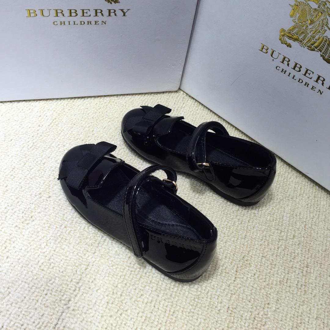 Burberry Leather ballet BS01043