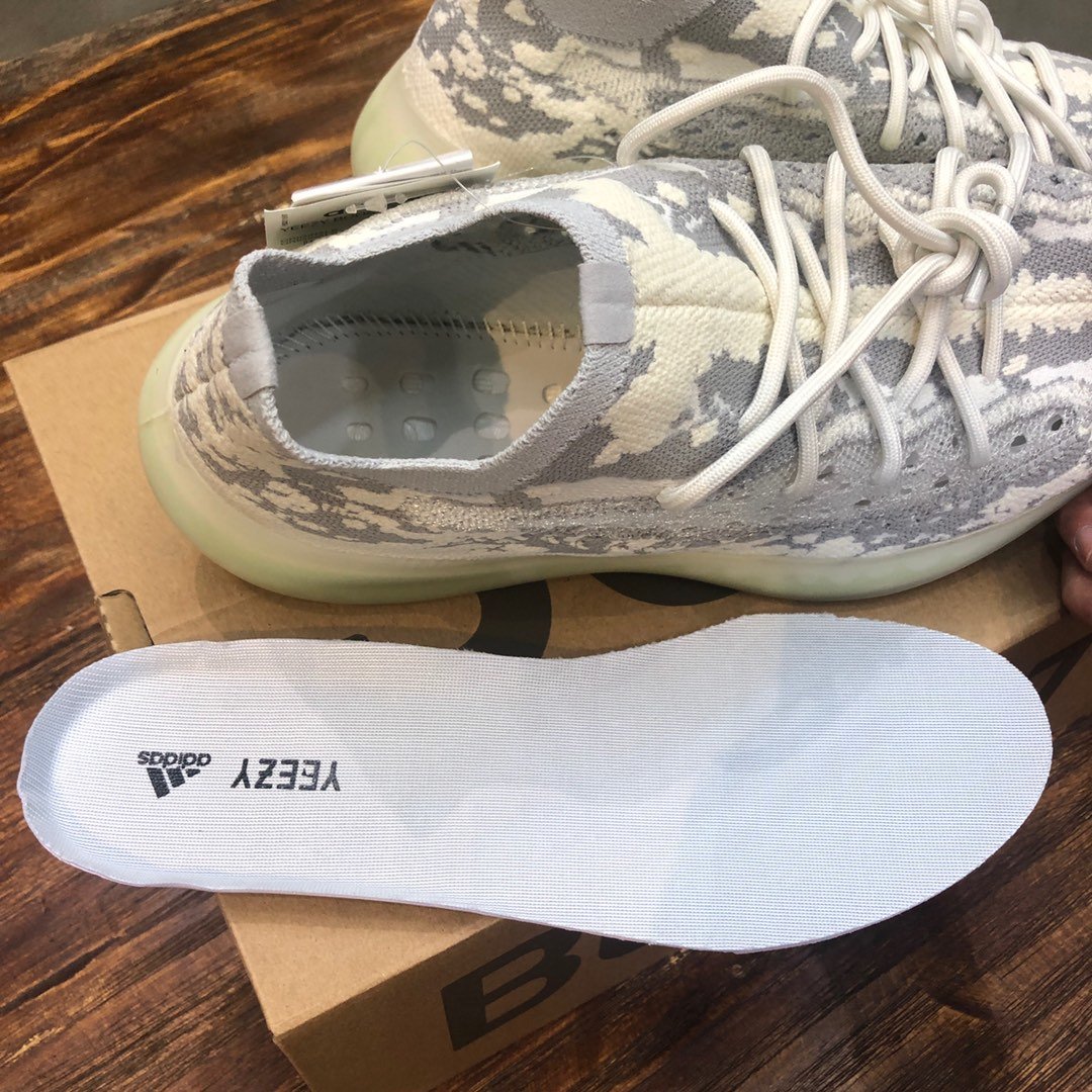 Adidas Yeezy Kanye West Boost 380 V3 Sneaker JP02435