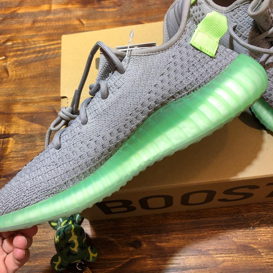 Adidas YEEZY BOOST 350 V2 GLOW IN THE DARK Sneaker DZH00A002