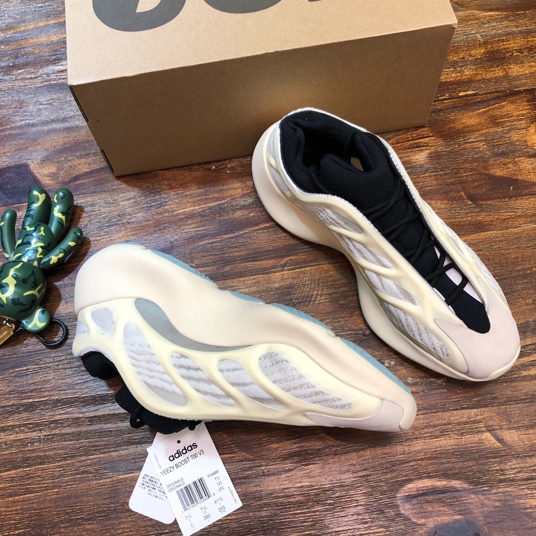 Adidas Yeezy 700 V3"Azael" Sneaker JP02432