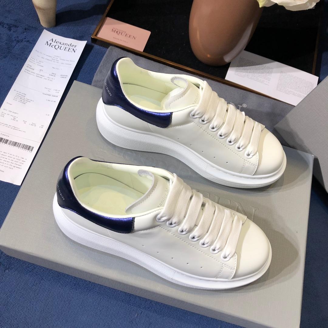 Alexander McQueen Fahion Sneakers White with blue heel MS100005