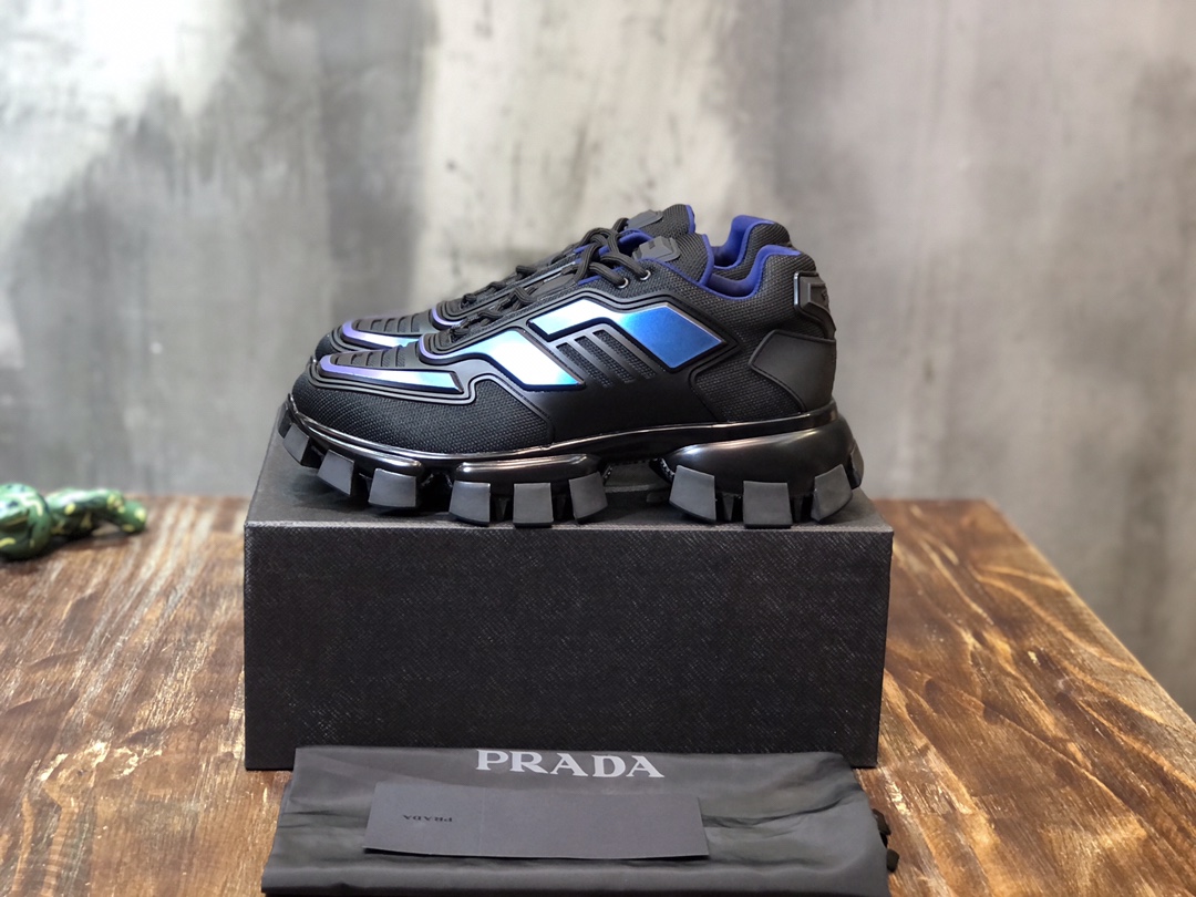 Prada classic sneaker with King kong series