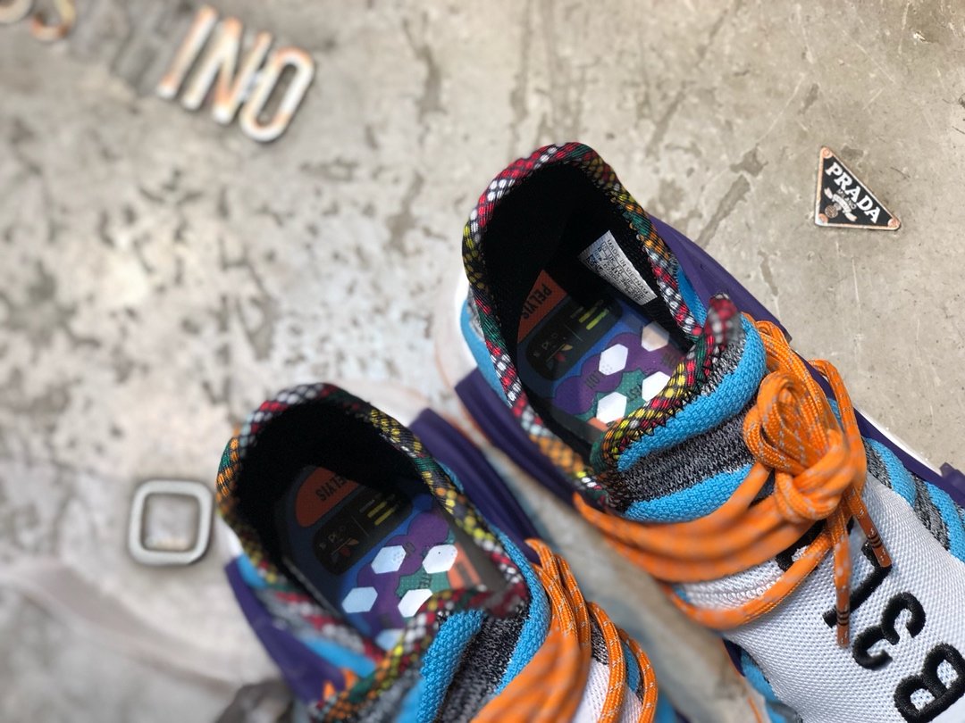 High Quality Retail version Pharrell x Adidas NMD Hu “Solar Pack” Hi-Res Aqua/Core Black BB9528 with fish scale ready