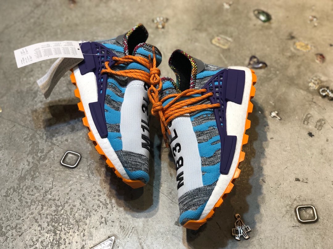 High Quality Retail version Pharrell x Adidas NMD Hu “Solar Pack” Hi-Res Aqua/Core Black BB9528 with fish scale ready