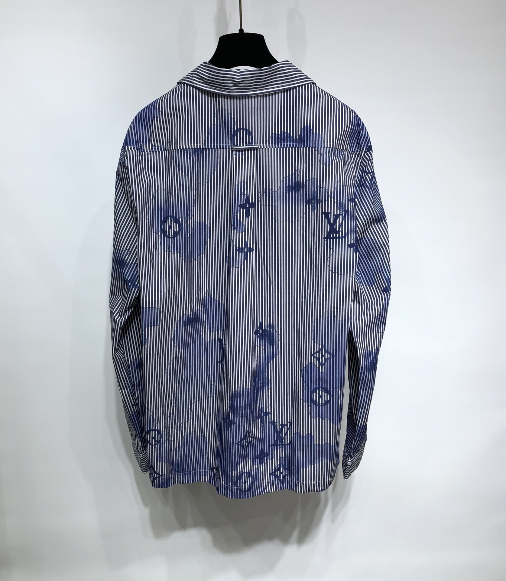 Louis Vuitton Shirt Monogram Buttoned in Blue