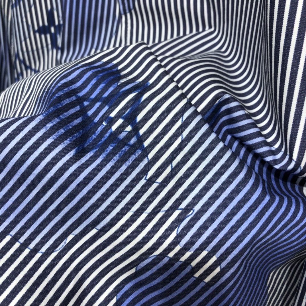 Louis Vuitton Shirt Monogram Buttoned in Blue