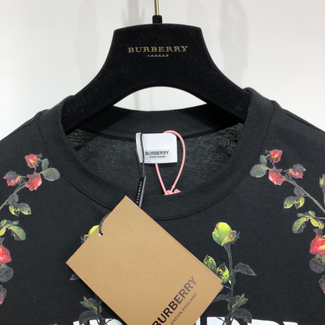 Burberry T-shirt Location Print Cotton Oversized