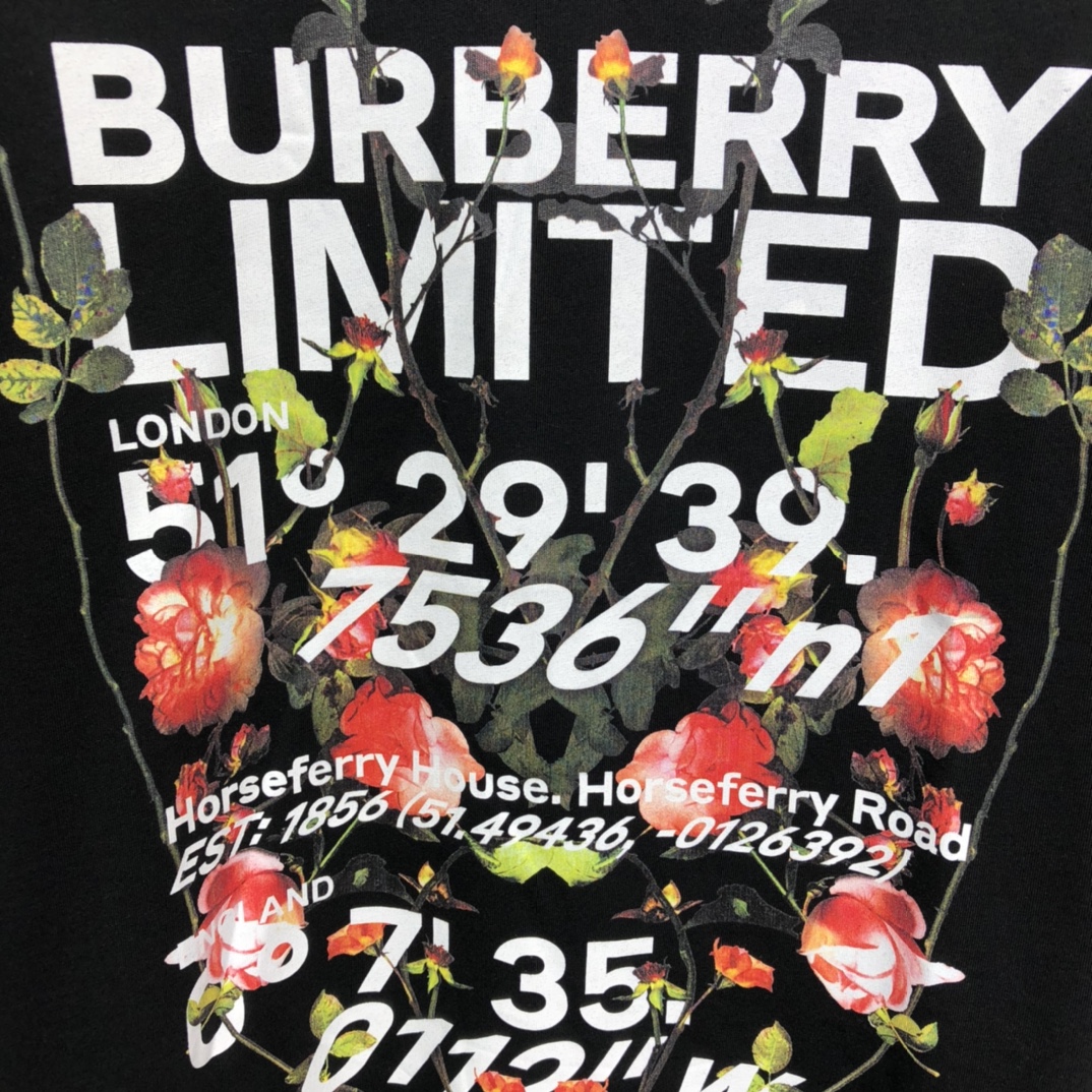 Burberry T-shirt Location Print Cotton Oversized