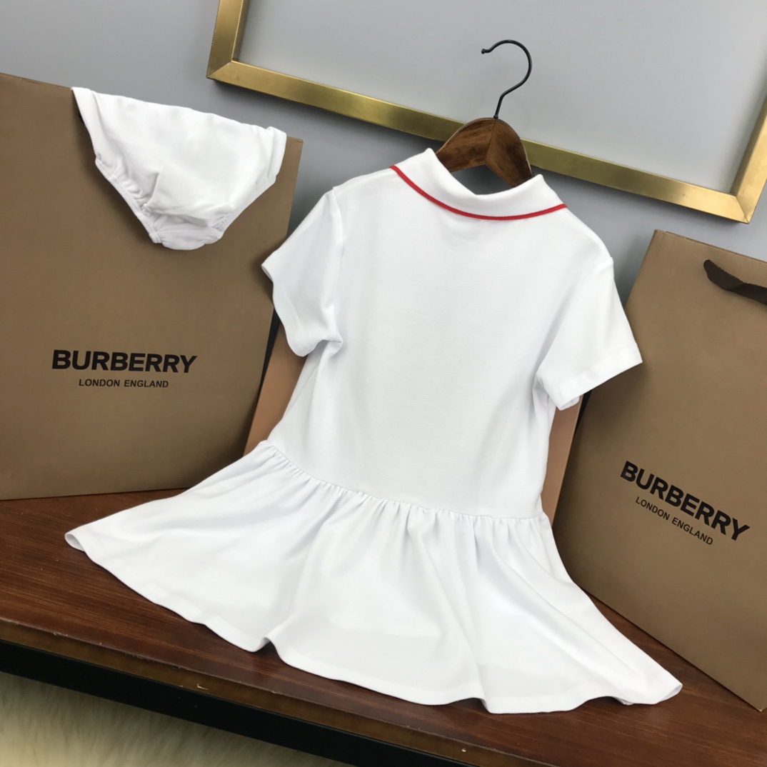 Burberry 2022 Underpants and Polo Dress Set