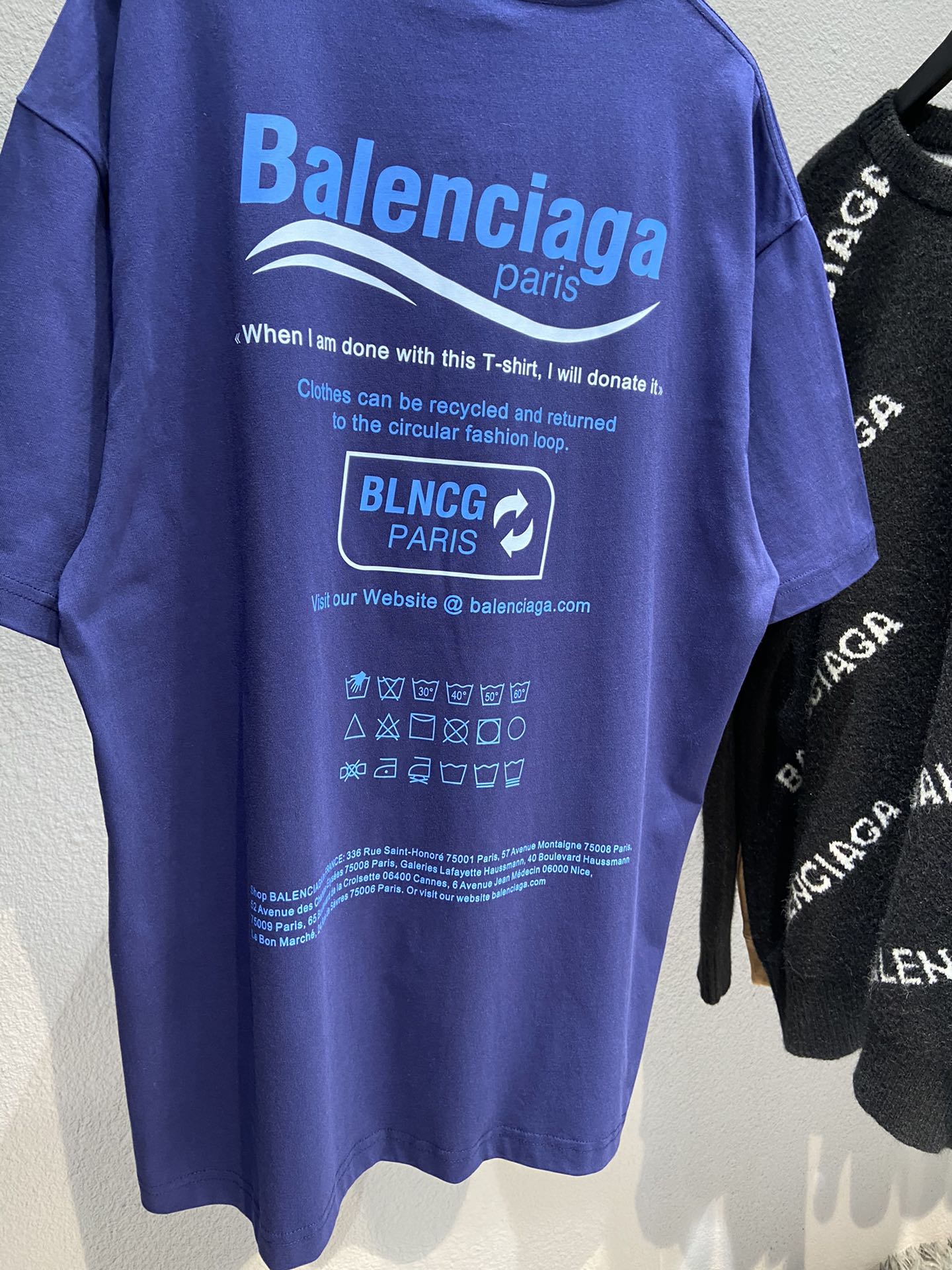 Balenciaga T-Shirt Dry Cleaning Boxy in Blue