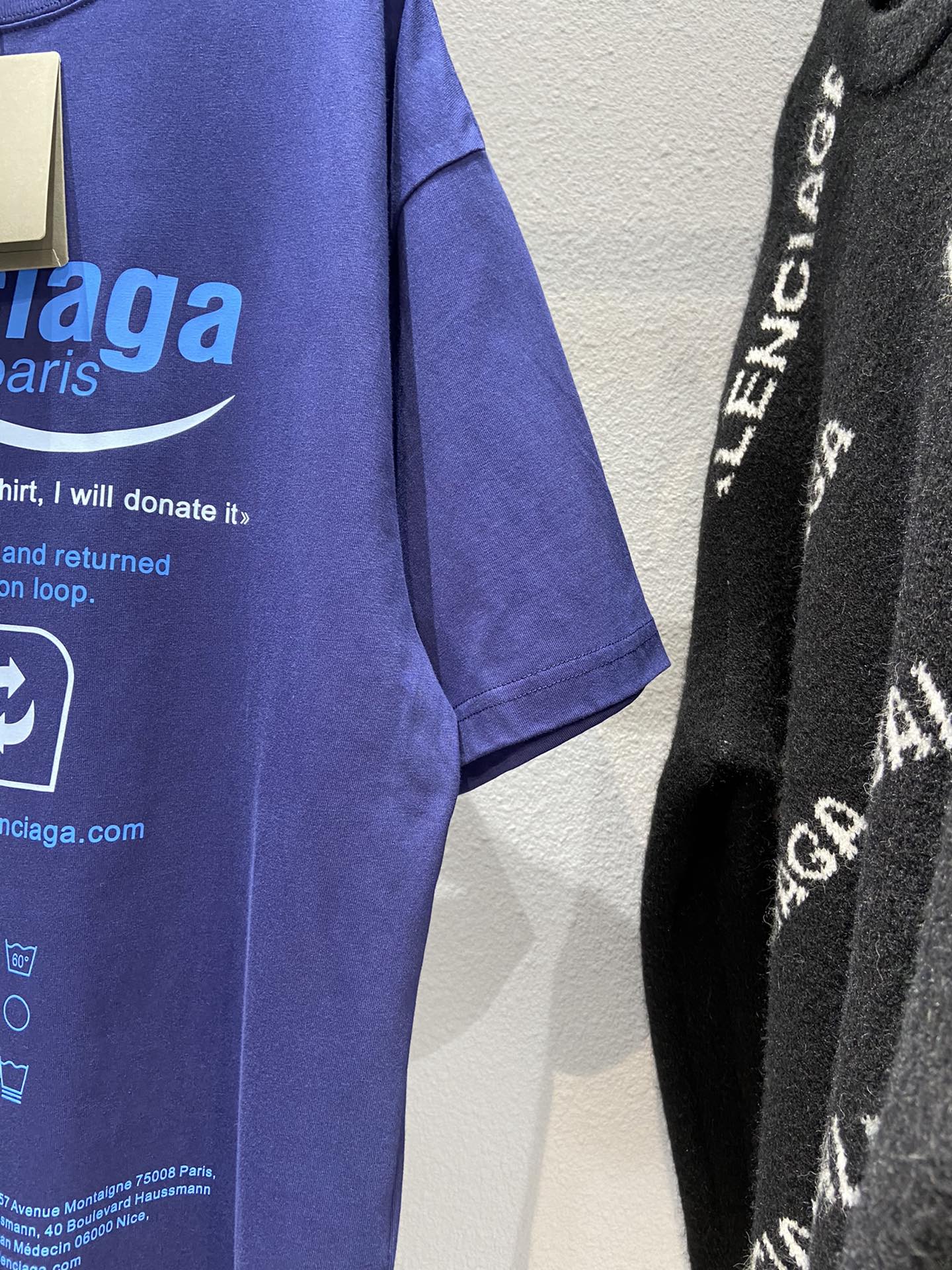 Balenciaga T-Shirt Dry Cleaning Boxy in Blue