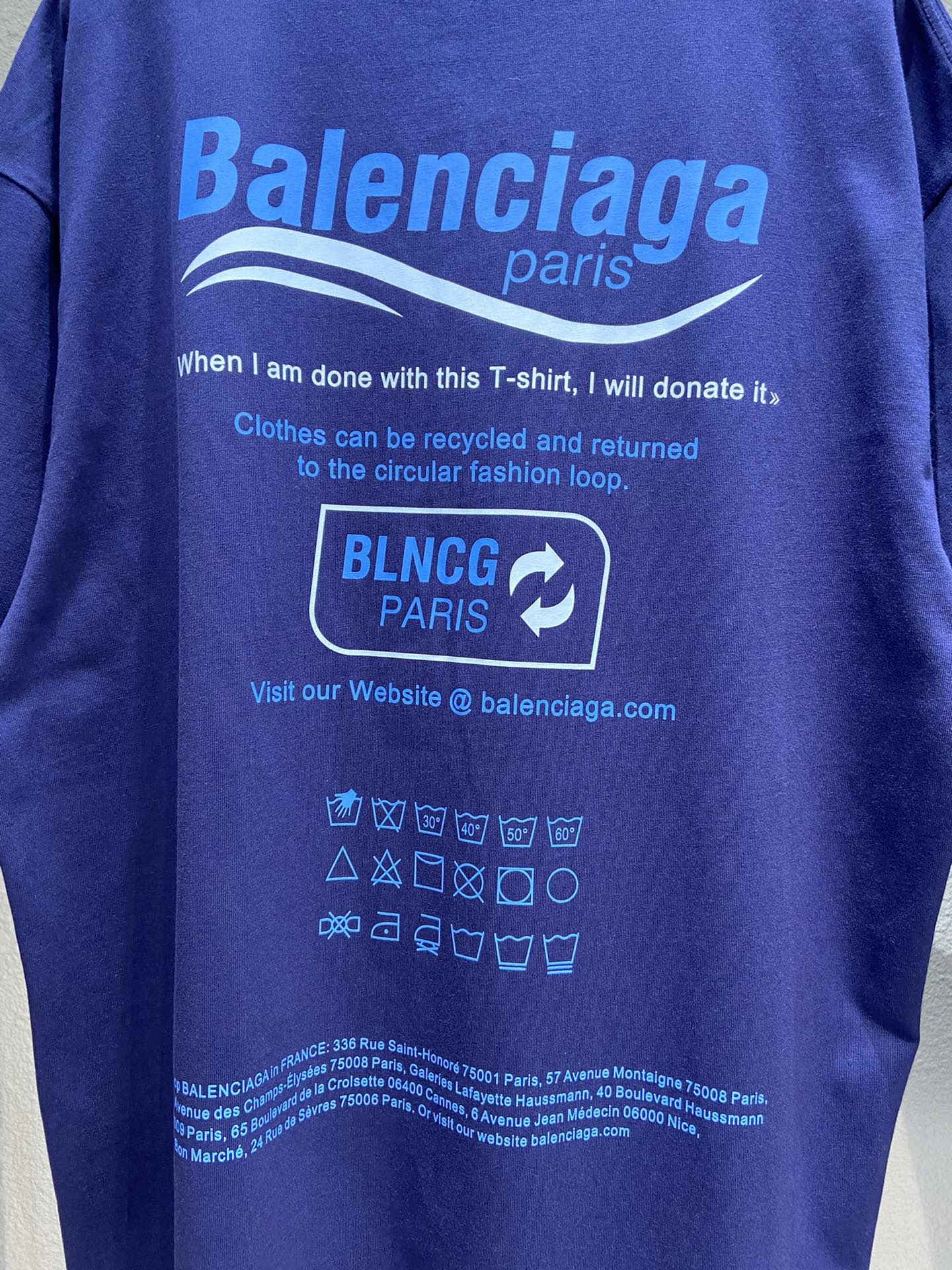 Balenciaga T-Shirt Dry Cleaning Boxy in Blue