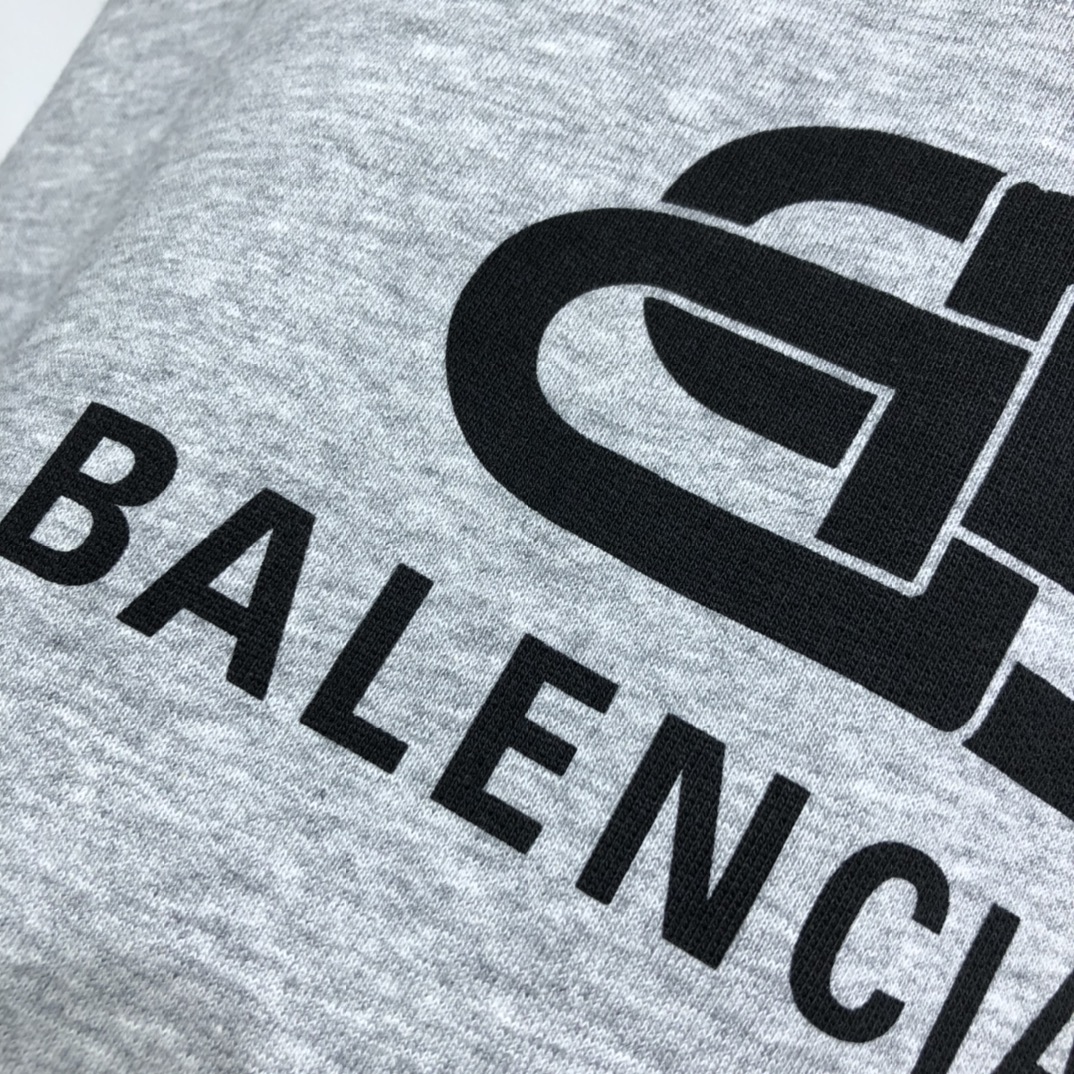 Balenciaga Sweatshirt BB Pixel Medium Fit