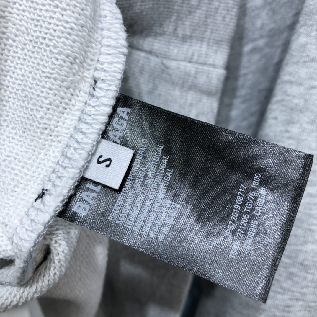 Balenciaga Sweatshirt BB Pixel Medium Fit