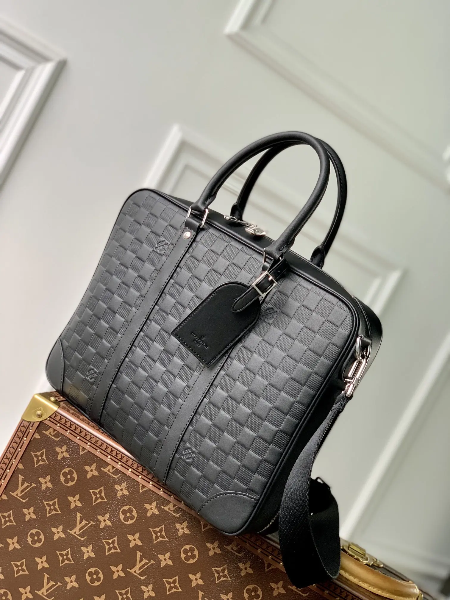 Louis Vuitton 2022 new Messenger Bags