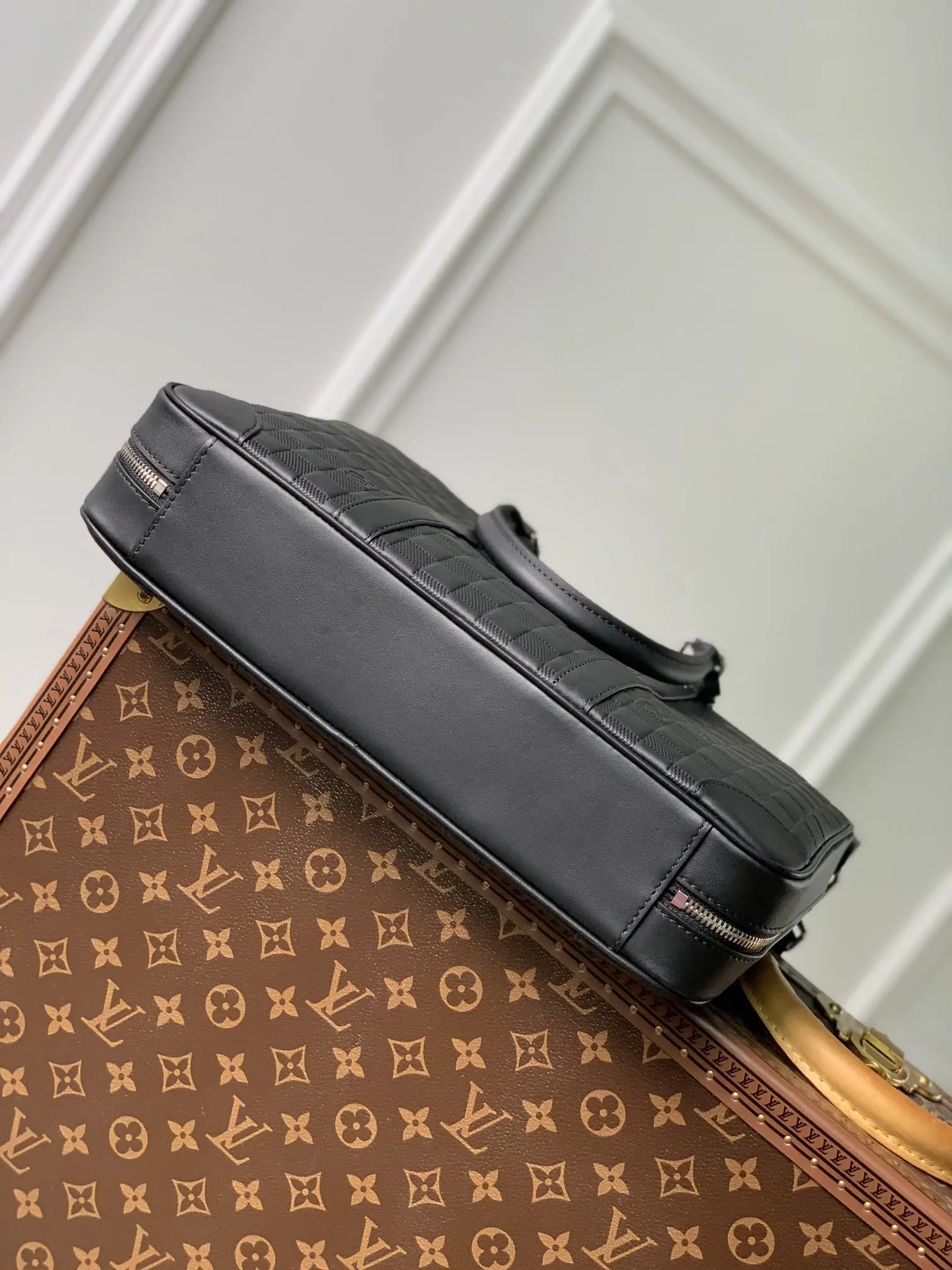 Louis Vuitton 2022 new Messenger Bags