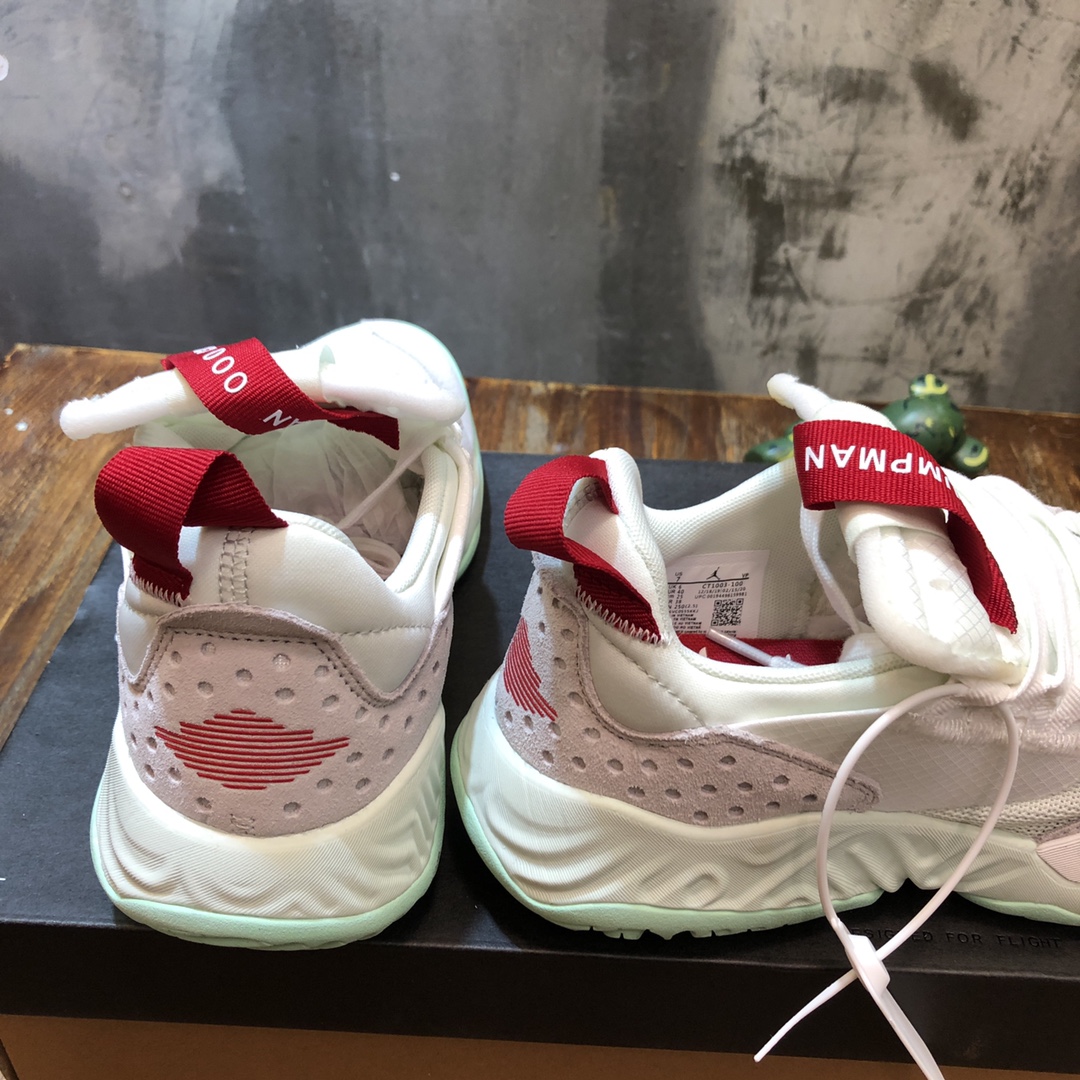 NIKE Air Jordan Delta React sneaker