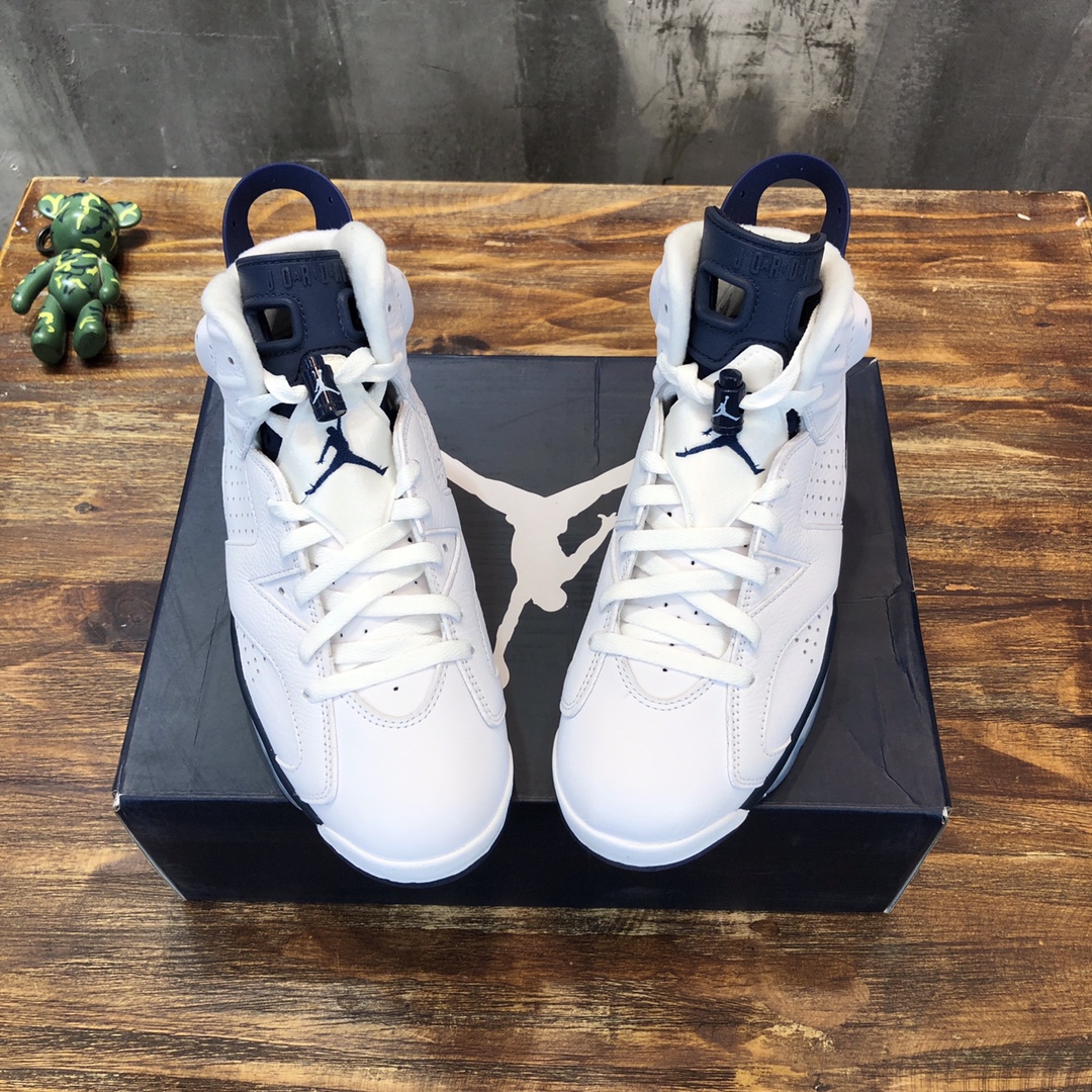 Nike Air Jordan AJ6 “Midnight Navy” Sneaker